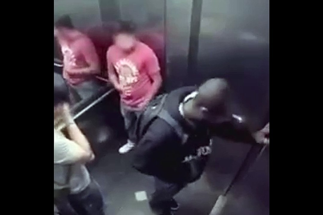 Joke in the lift