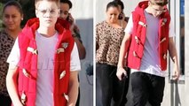 Justin Bieber Shows Off His New Hairstyle On Set ! los angeles!29 oct,2011!