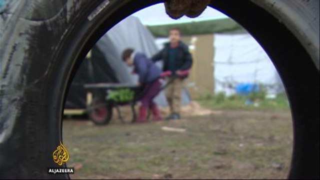 Young Syrian refugees reunited with families in UK