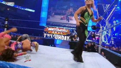 WWE Beth Phoenix and Vickie Guerrero, Michelle show