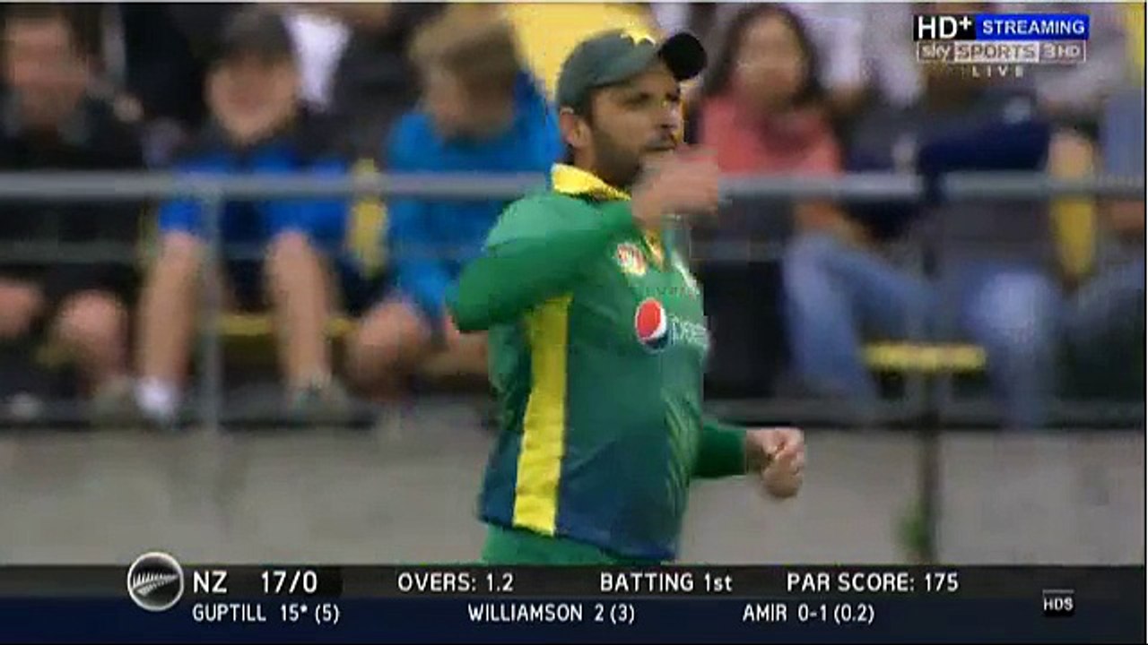 First Over Of Muhammad Amir 3rd T20