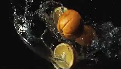 梶原吉広おすすめ「水の中で生きているかのようなフルーツの動画」