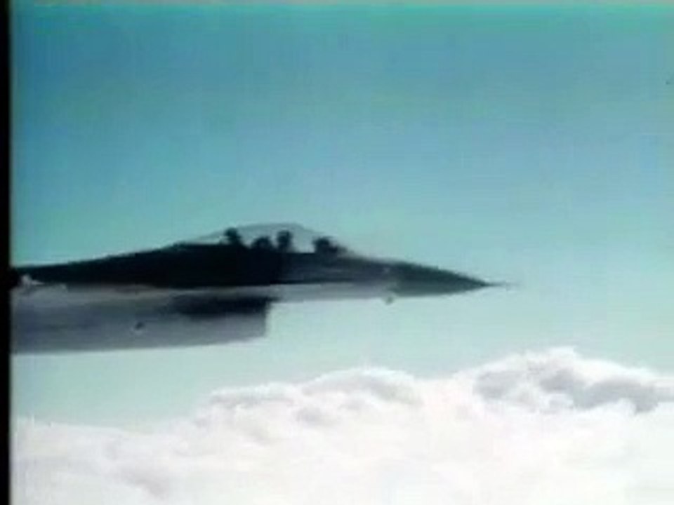Russian Jet Fighter chases cigar shaped UFO (Russia, 1974)