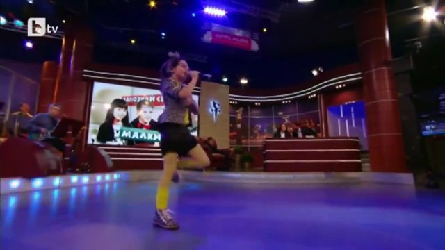 Krisia Todorova Singing “ALL ABOUT THAT BASS” by Meghan Trainor