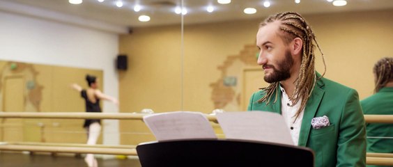 Zenn feat. Mike Diamonds - Sail Away (Official Music Video)