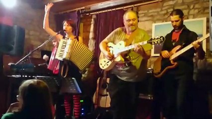 les hurlements de Léo