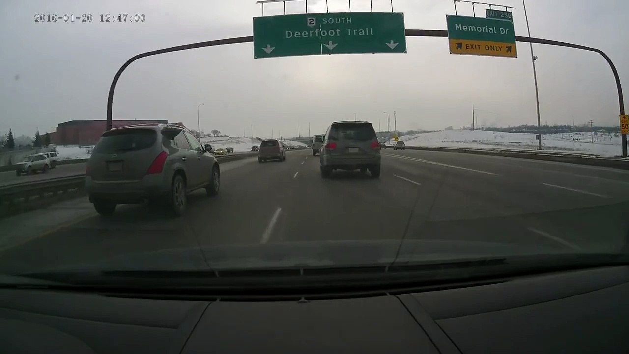 Vehicle Accident January 20 1247pm Southbound Deerfoot [HD, 720p]