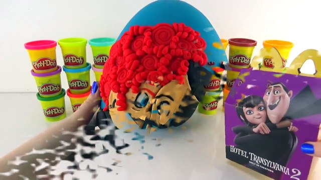 HOTEL TRANSYLVANIA 2 GIANT PLAY DOH SURPRISE EGG WITH 2015 MCDONALDS HAPPY MEAL TOYS