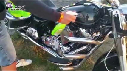 Pearl Waterless International with the Harley Davidson