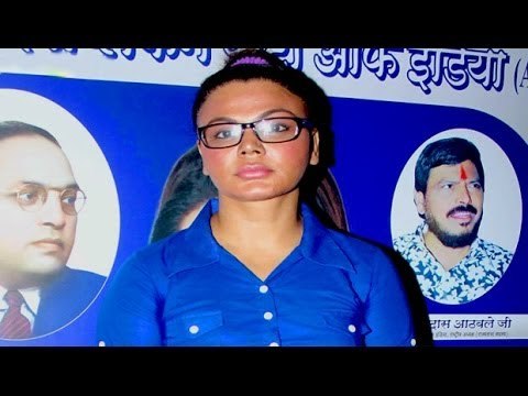 Make-up fail, What is up with Rakhi Sawant's face? | Bollywood News | Latest Bollywood Gossips