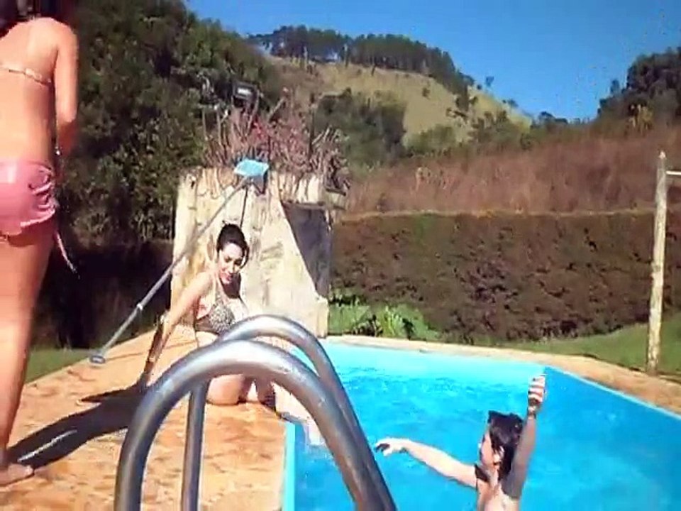 Slipping pool girl
