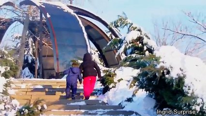 Outside Playground Fun - Winter Snow Fun Time - Ingrid Surprise (FULL HD)