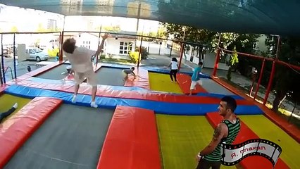 БАТУТ ДЕЛО ТОНКОЕ