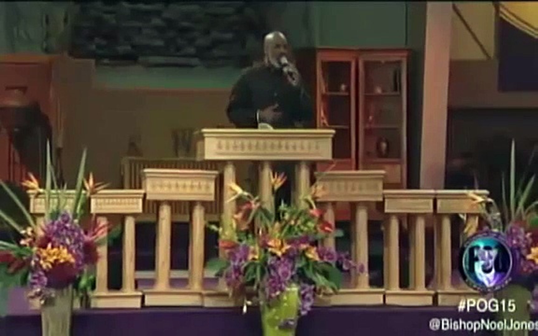 ⁣Bishop Noel Jones Preaching Power of God Convocation 2015