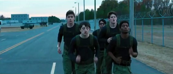 La 5ème vague - extrait VOST - Le discours de motivation - (2016) [SD, 480p]