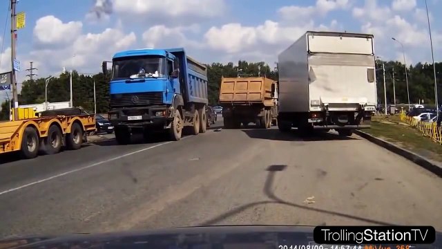 Russian Road Rage and Car Crashes & Accidents NSFW
