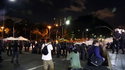 Confronto entre policiais e manifestantes em São Paulo