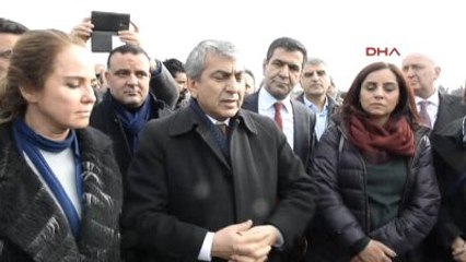 Diyarbakır CHP Heyeti Tahir Elçi'nin Mezarını Ziyaret Etti