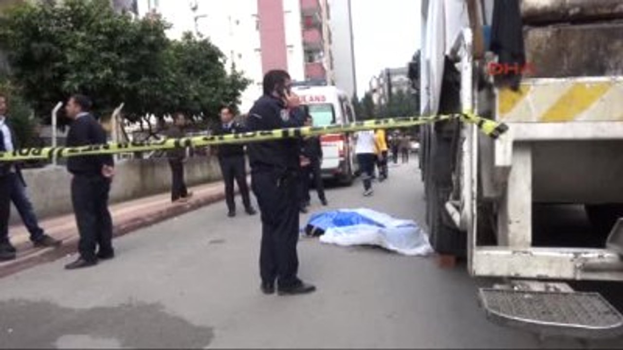 Adana - Çöp Kamyonunun Ezdiği Emekli Hayatını Kaybetti
