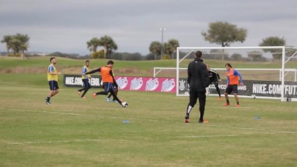 Download Video: Zagueiro Felipe faz belo gol em treino do Corinthians na Flórida