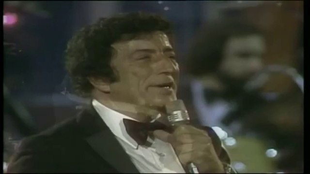 Bekannte Schnulzen (mehr oder weniger) von berühmten Leuten (mehr oder weniger).