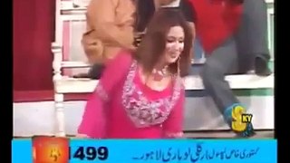 pakistani punjabi Mujra with funny dance girl