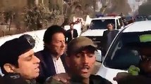 Bacha Khan University Ke Lawakhken ka Imran Khan aur Pervaiz Khattak Ke Samne Ehtejaj