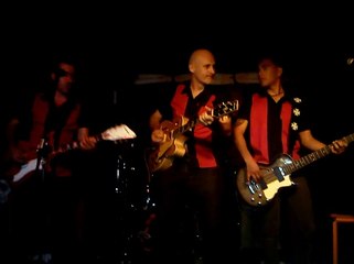 Echo Express - Surf Up (2015)