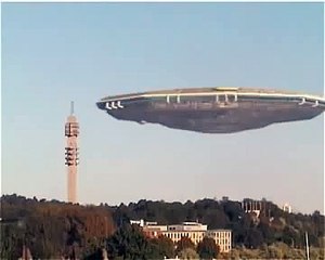NASA CUTS LIVE SPACE FEED! HD UFO APPEARS AT ISS 2014