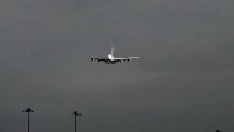 Windy Landing Emirates A380 Crosswind Landing in Bad Weather Manchester Airport Big Planes
