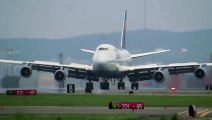 Great 747-400 Crosswind Landings at Boston! Big Planes