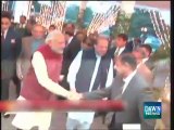 Modi arrives at PM Nawaz's residence in Raiwind.....