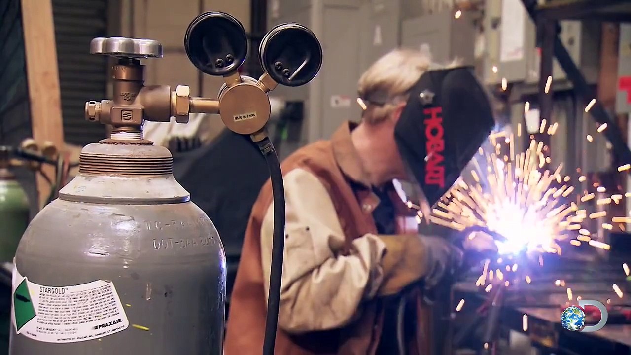 Creating Homemade Road Spikes with Flair | MythBusters