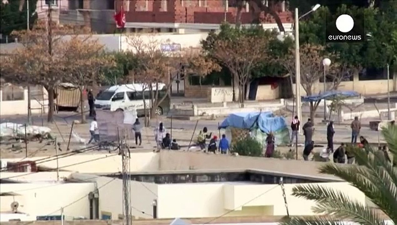 Gewaltsame Proteste in Tunesien: 'Wir verteidigen unser echt auf Arbeit'