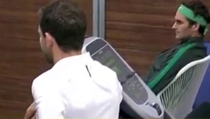 Federer flipa con un puntazo de Sharapova