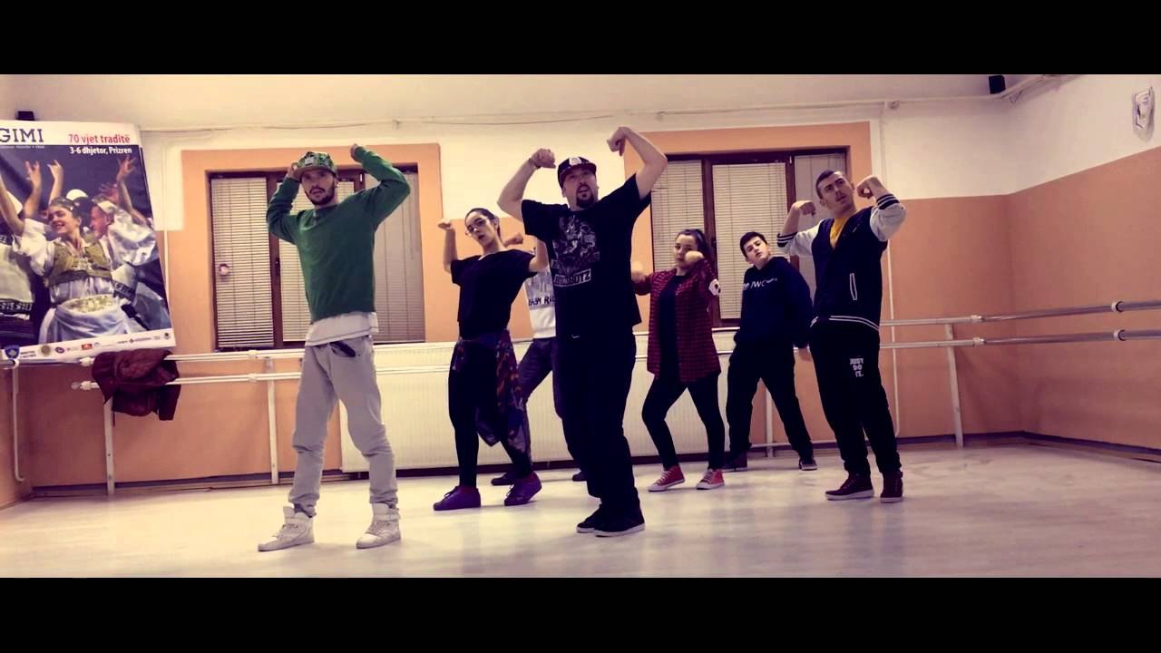 Dlow - Do It Like Me Challenge Best Dance @City Stars@Prizeren