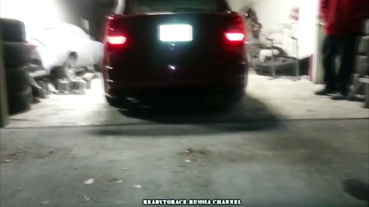 Dodge Caliber SRT4 acceleration and exhaust sound compilation