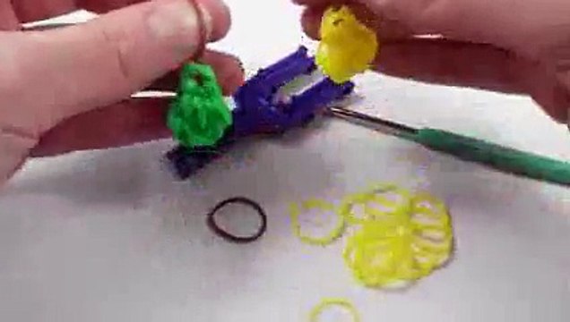 ГРУША из резинок на рогатке. Овощи и фрукты из резинок.#плетениеизрезинок - PEAR Rainbow Loom