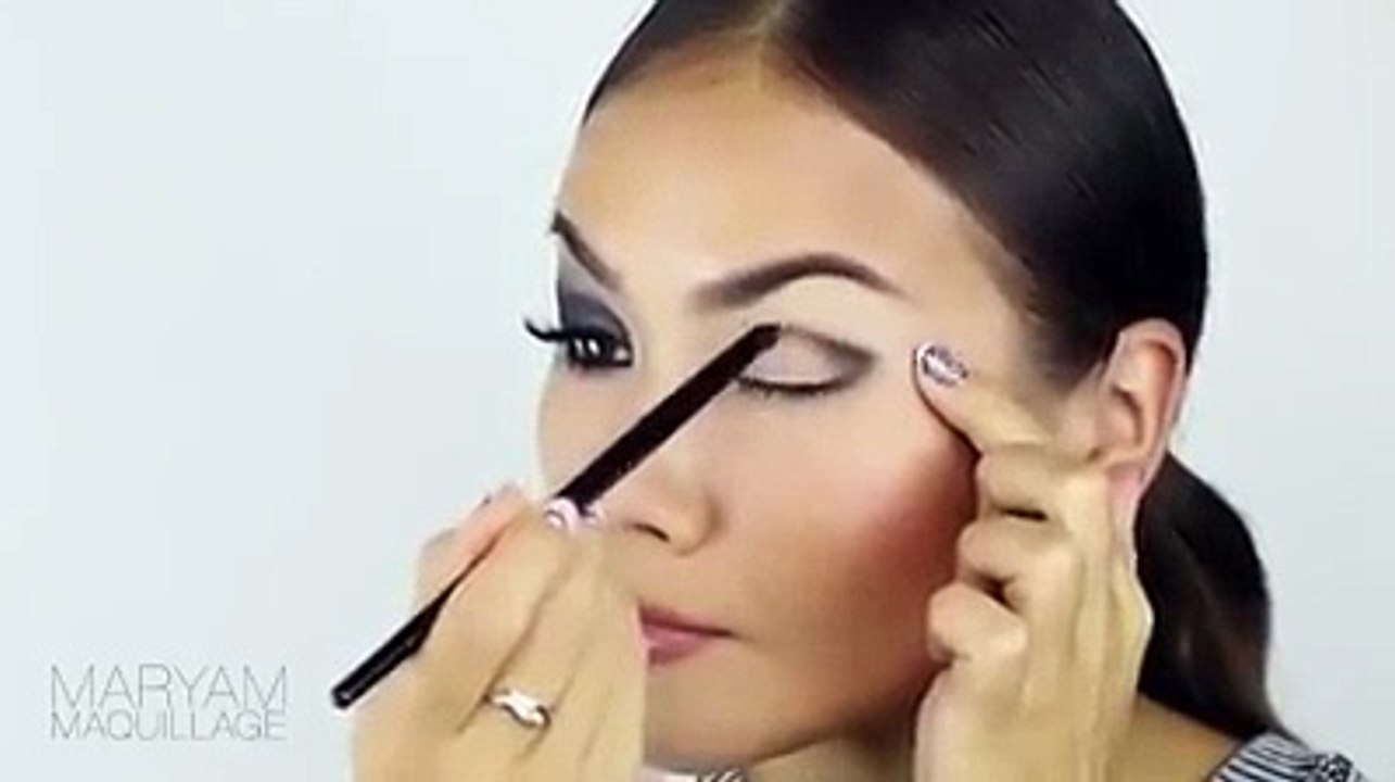 Classy Smokey Look for Night