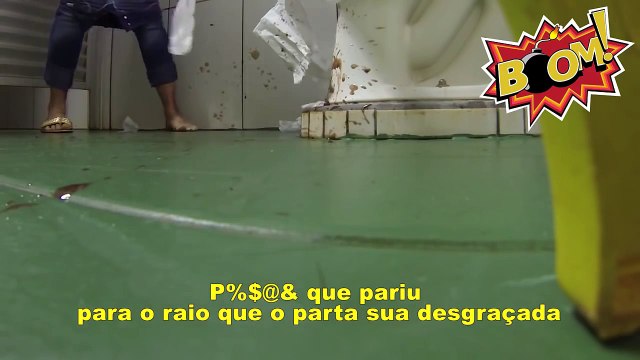 HD♦ Tuvalet Şakası İshal Olan Kadın Yan Kabindekilere Bokunu Sıçratırsa Fena Komik✔