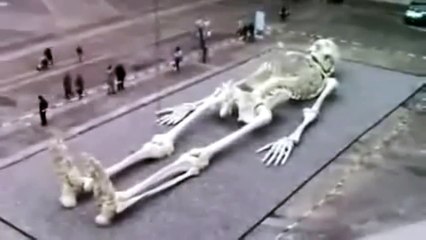 Popular Videos - Giant & Skeleton