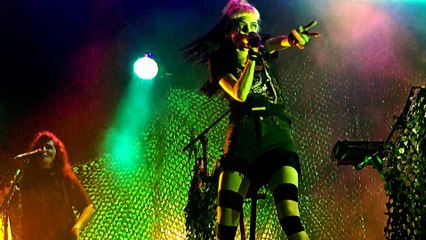 Grimes - Kill V. Maim