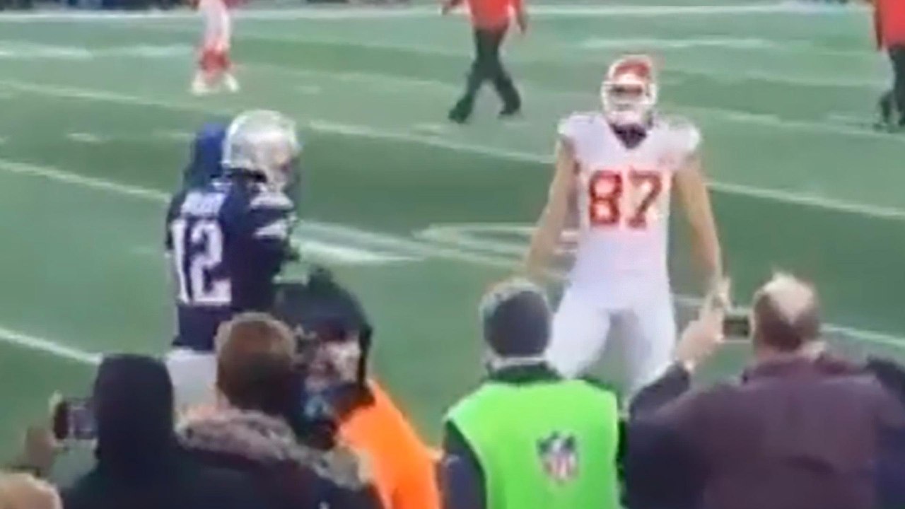Travis Kelce Mocks Tom Brady During Warmups