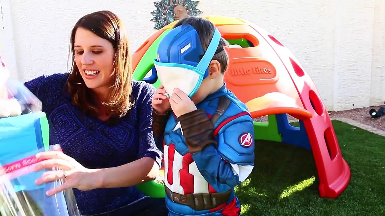 WHIFFER SNIFFER Smell CHALLENGE ❤ Surprise Toys in Little Tikes Tunnel by DisneyCarToys