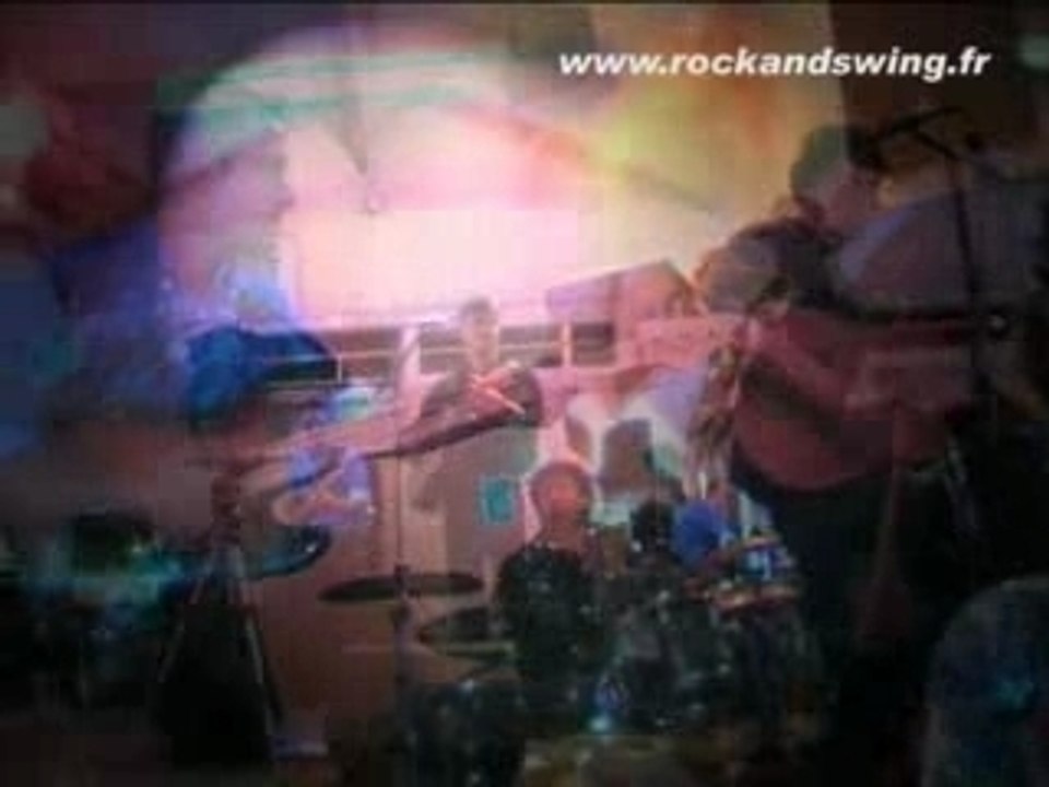 gunshot at let's danse