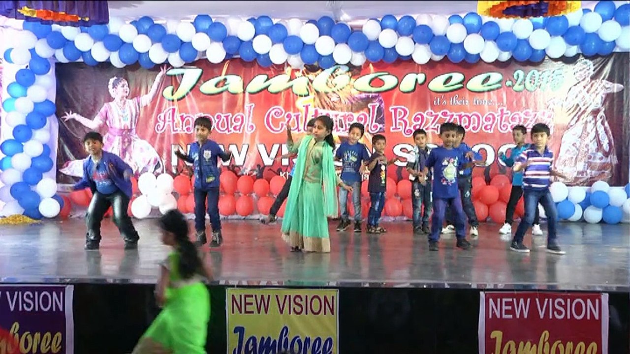 CHICKEN SONG DANCE PERFORMED BY 1st-CLASS CHILDREN PRIMARY