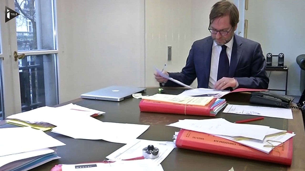 Pour M. Valls, l'état d'urgence ne prendra fin qu'après l'éradication de l'Etat Islamique