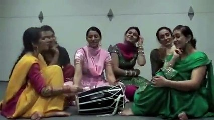 Giddha punjabi folk dance