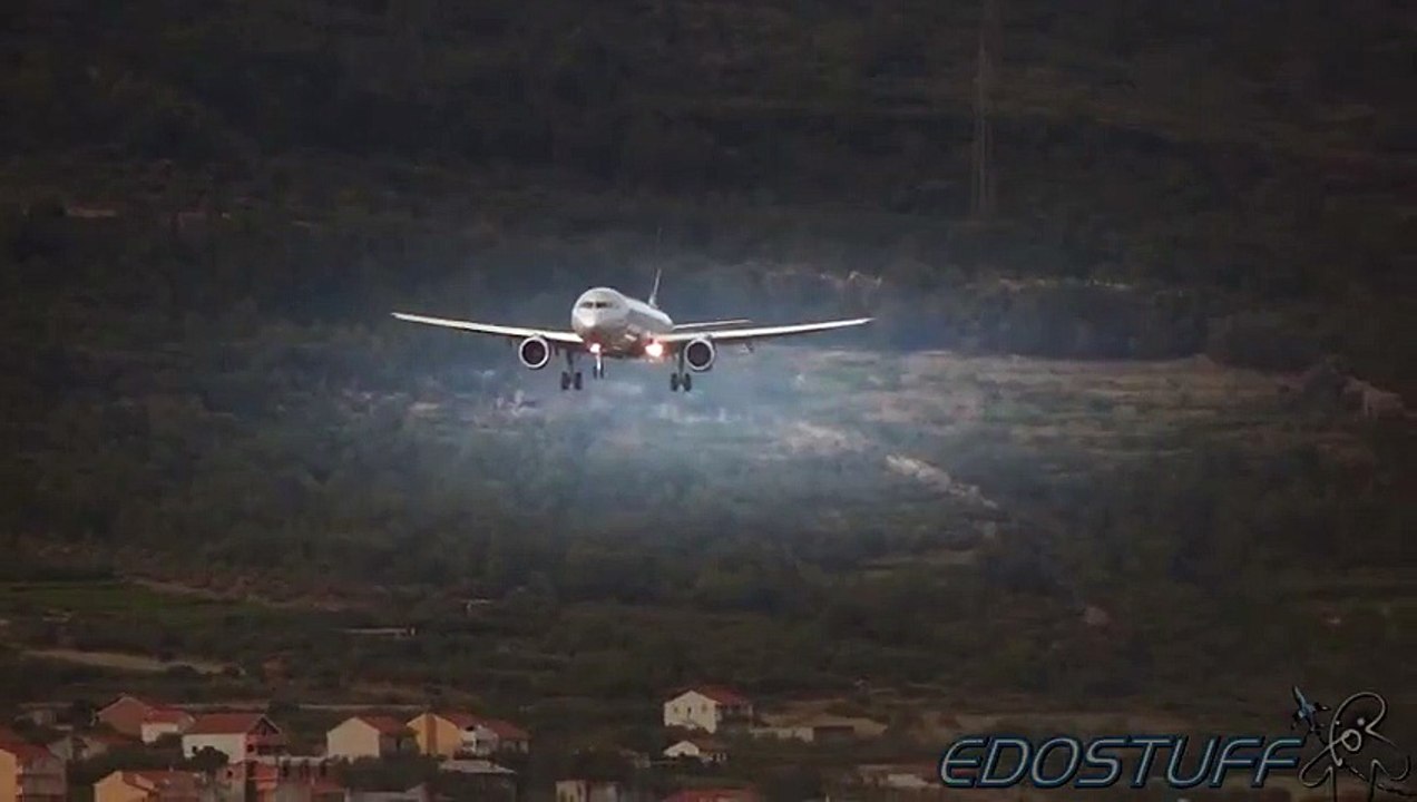 Strong Crosswind Landing - Aeroflot Airbus A321-21VQ-BEA - Split airport SPU/LDSP  Video Arts