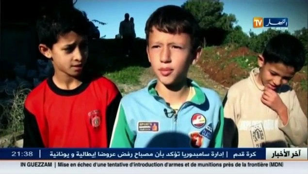 جزائريون / خنازير برية تفرض حظر التجوال على المواطنين والعودة الى المنزل قبل غروب الشمس